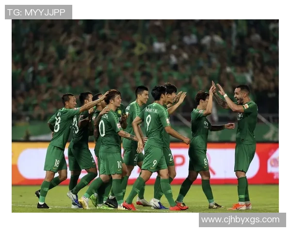 重庆足球队与北京足球队赛后分析：力量对决的精彩瞬间与战术启示